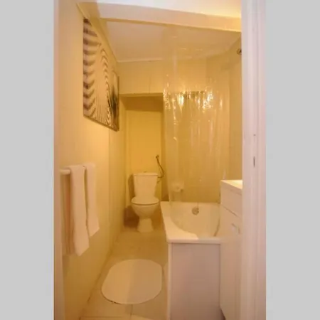 Apartman Dolls House At Downtown