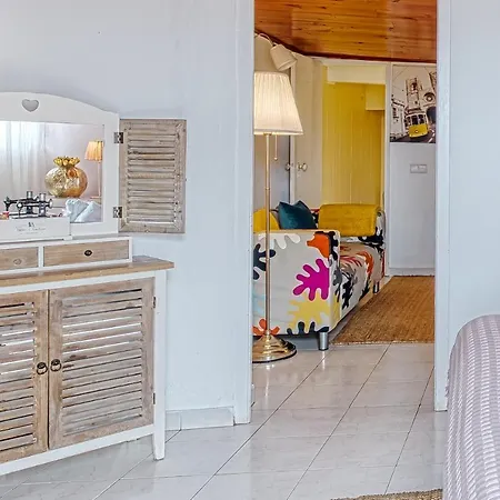 Apartment Dolls House At Downtown *