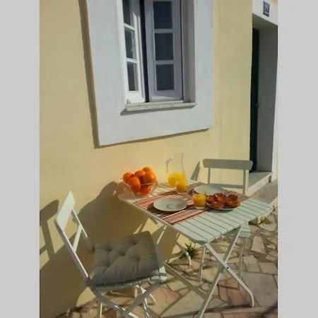 Dolls House At Downtown *